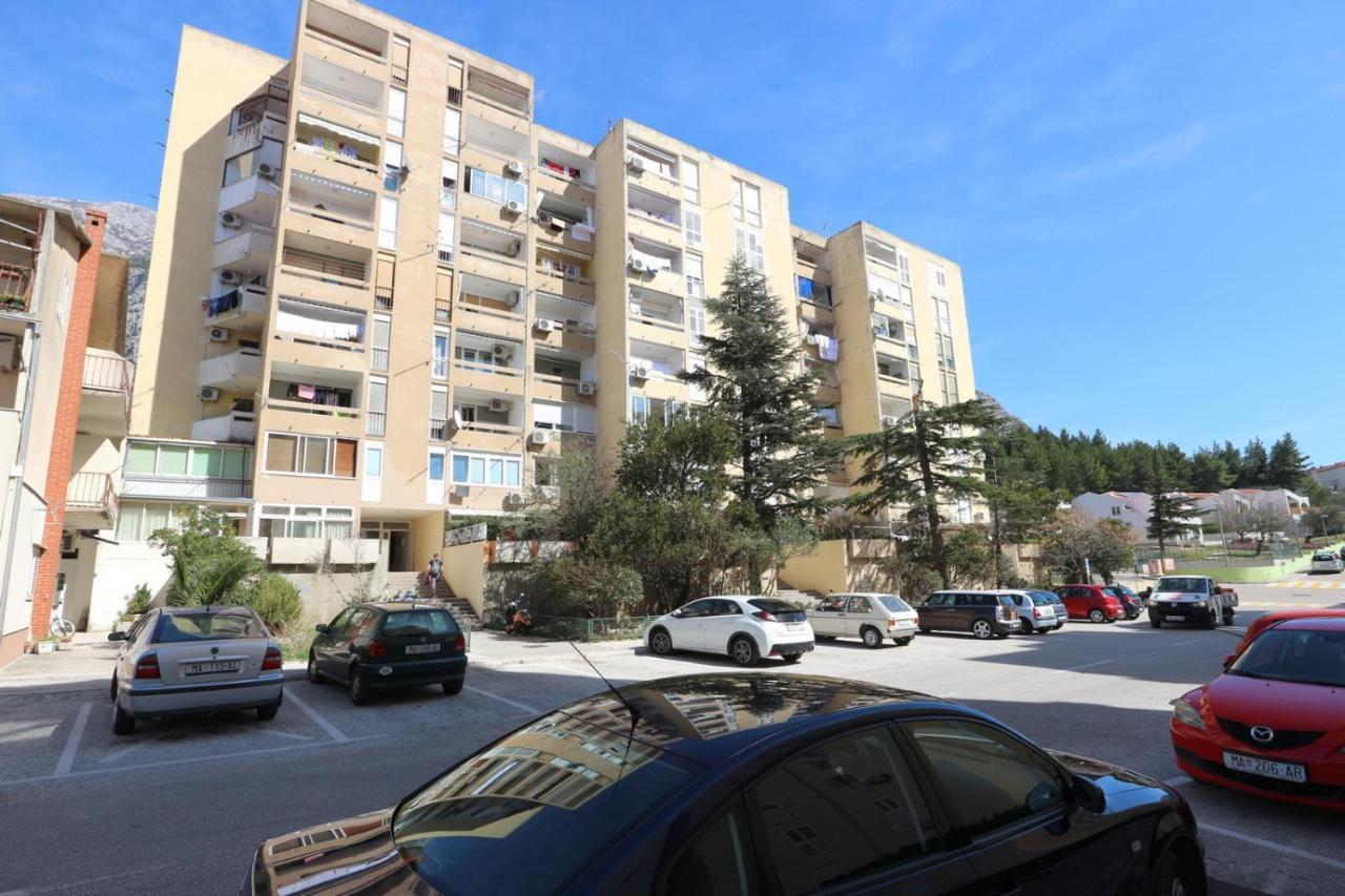 Mali apartman u centru Makarska Exterior foto